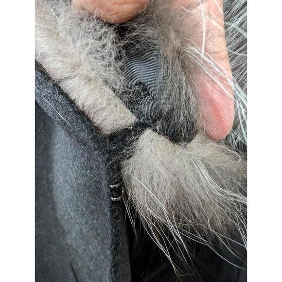 Ellen Tracy Gray Wool Angora Coat Jacket Removable Silver Fox Collar Size 8 - Picture 4 of 6
